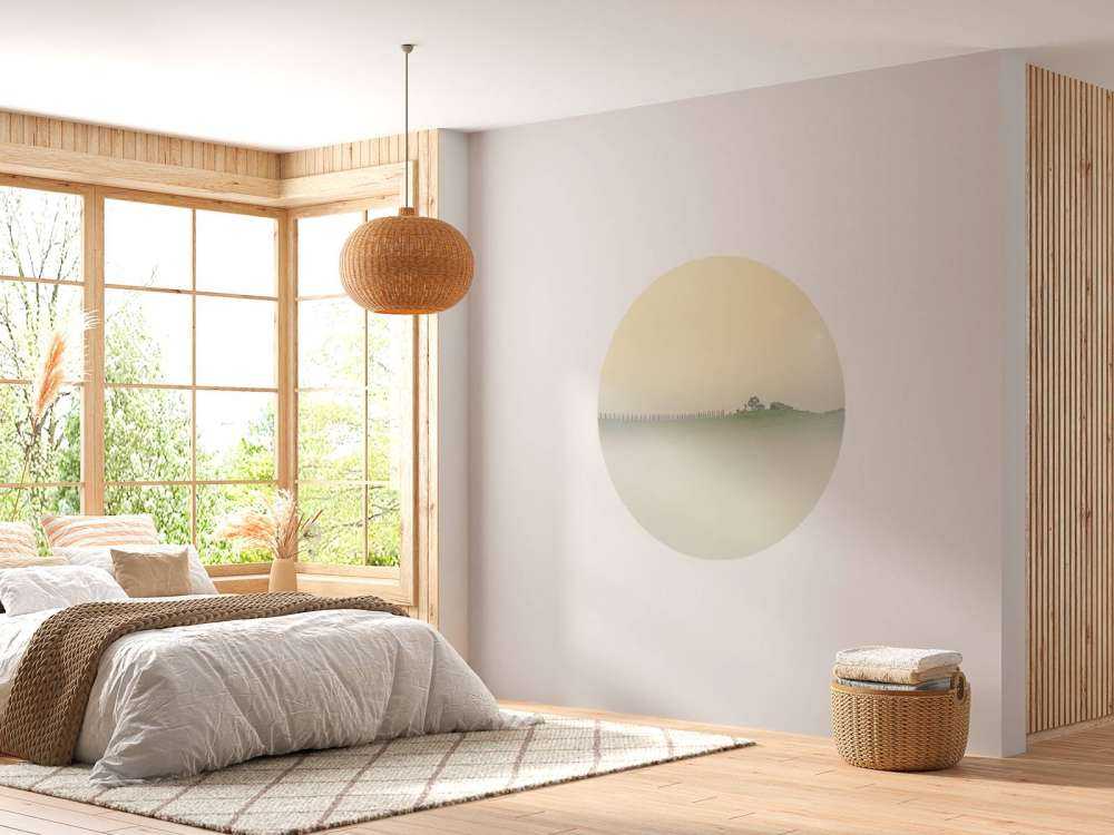 Paesaggio italiano nebbioso