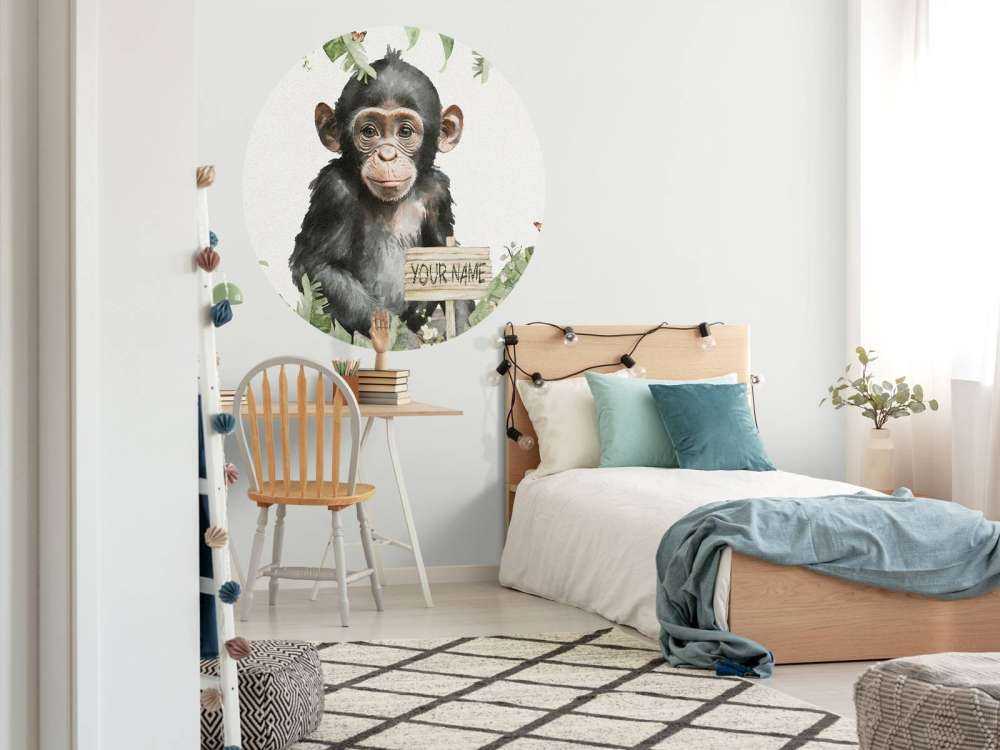 Baby scimpanzé nella giungla