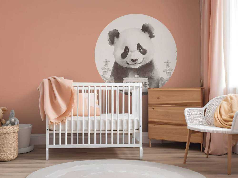 Baby panda nella giungla beige