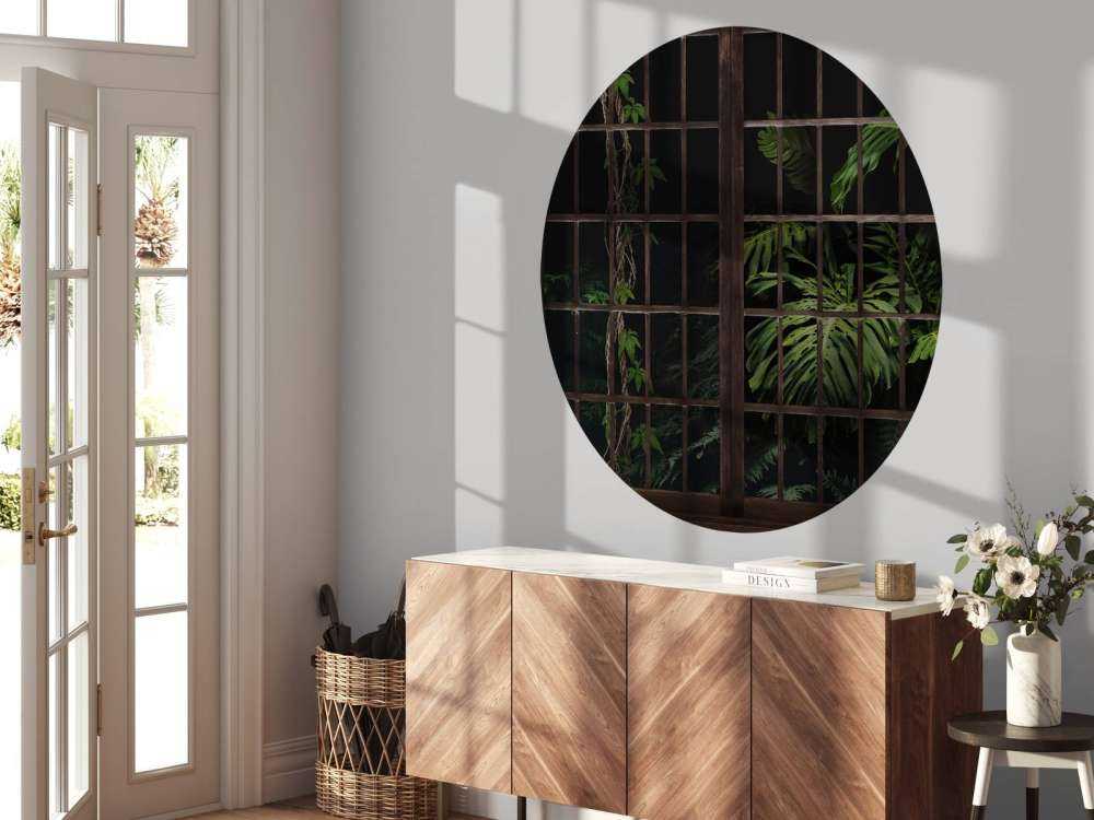 Piante botaniche dietro le finestre