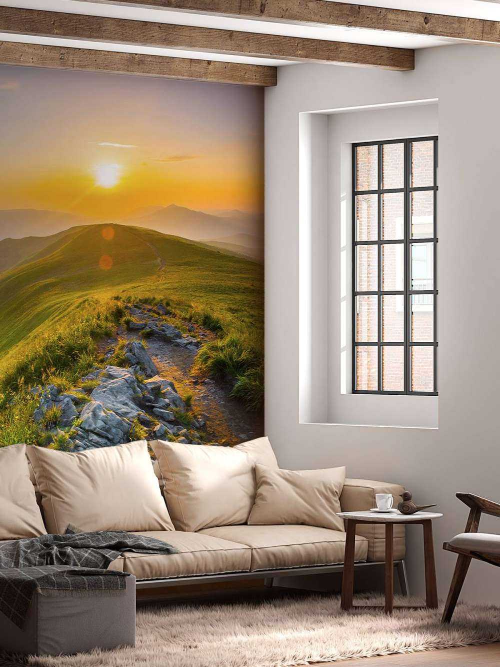 Tramonto in un paesaggio montano