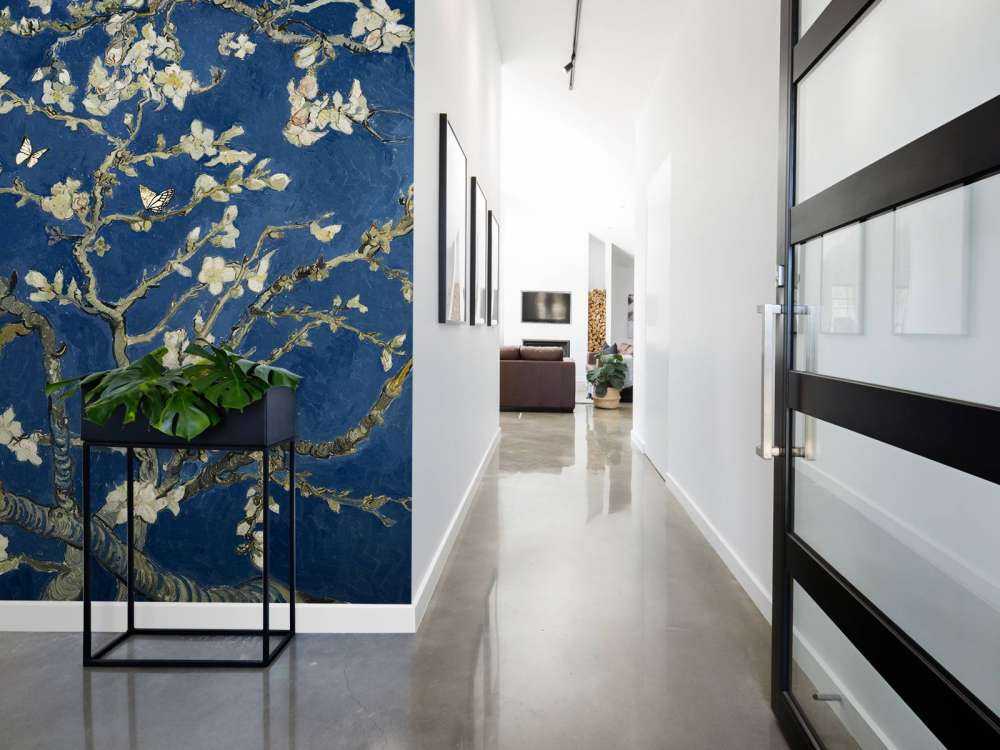 Mandorlo in fiore nella notte