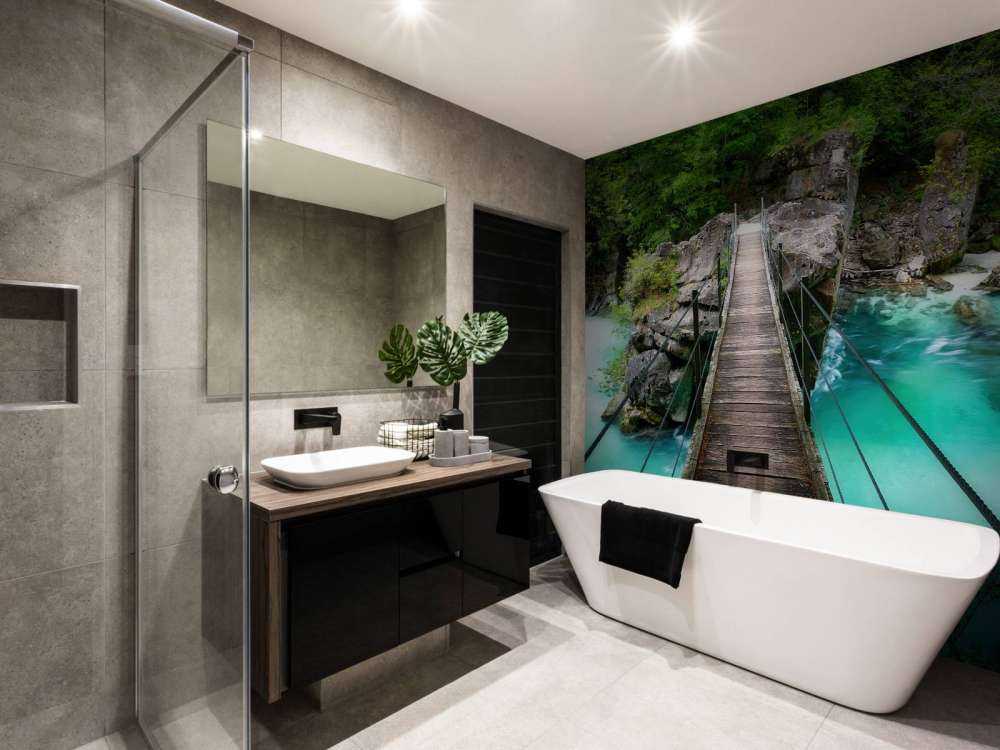 Ponte sul bellissimo fiume blu