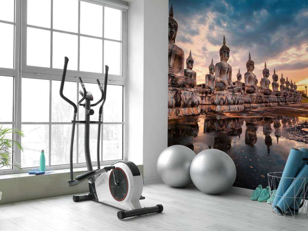 Statue di Buddha sull'acqua