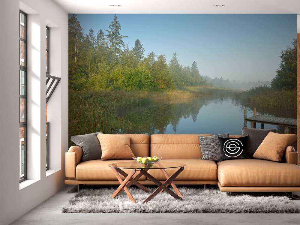 Ponteggi di legno nella foresta