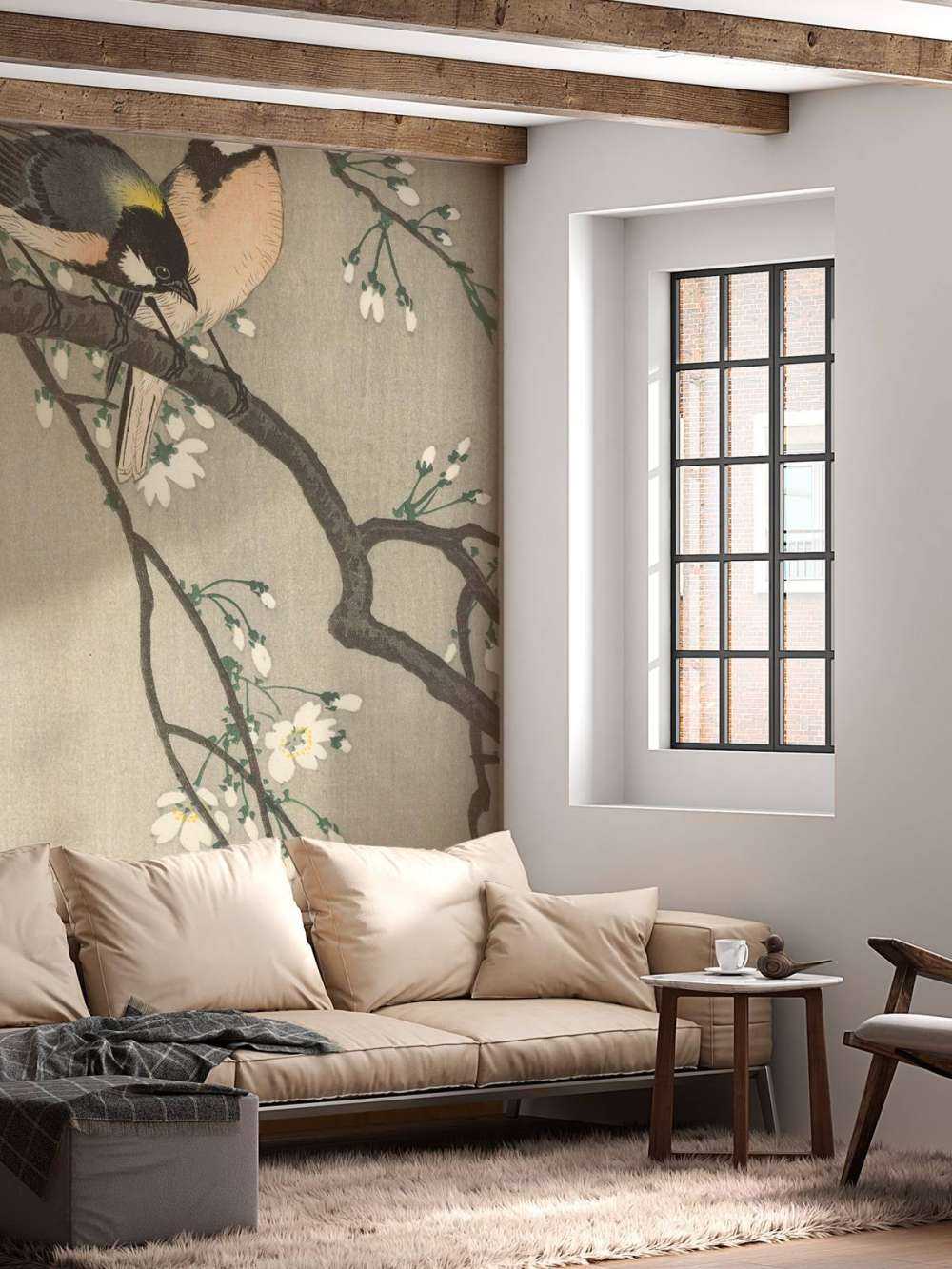 Tette grandi su ramo in fiore