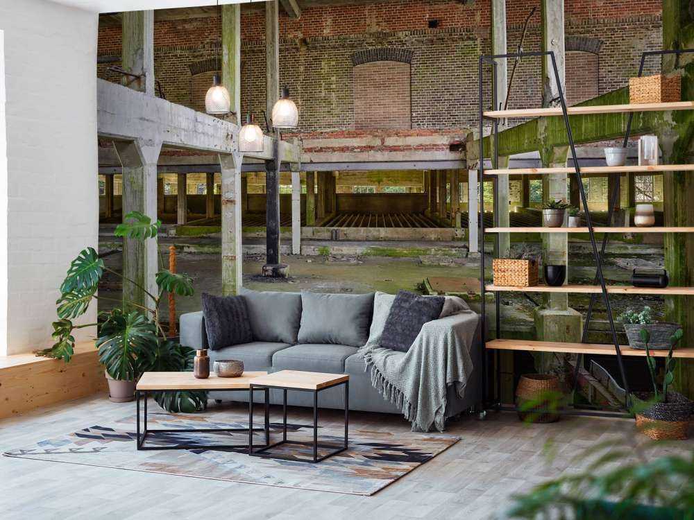 Vecchia fabbrica abbandonata