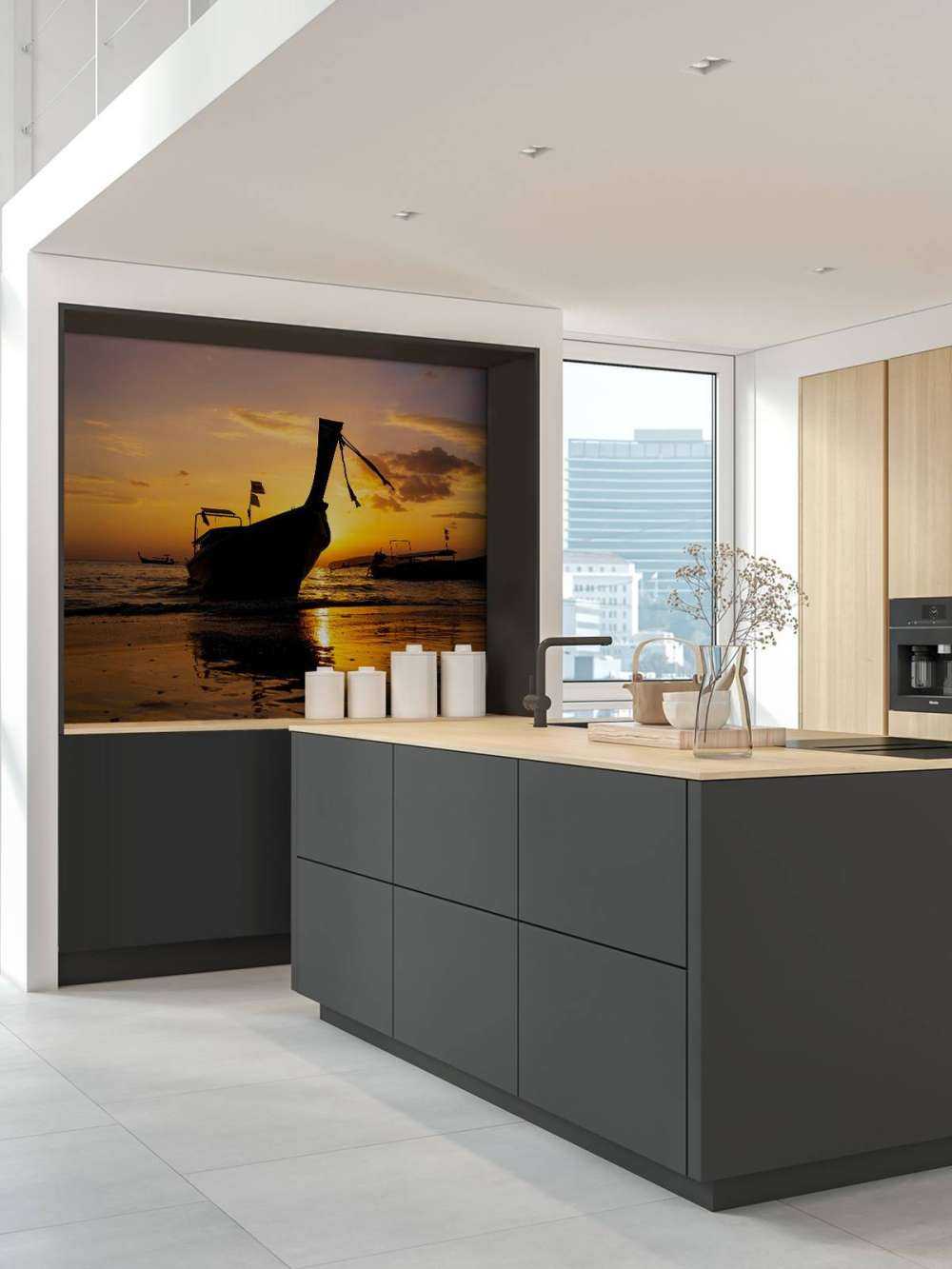 Barca tradizionale a coda lunga