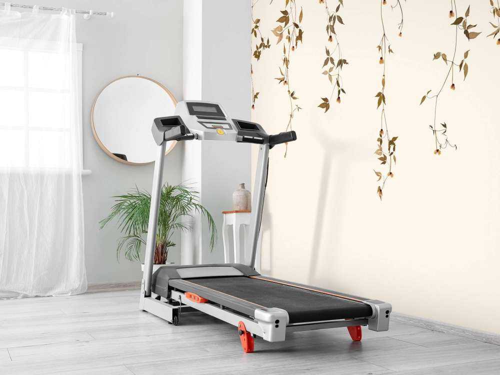 Vite di clematide con fiori