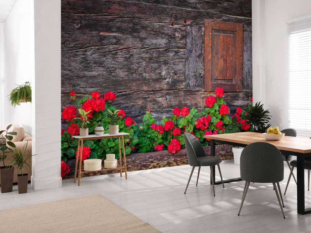 Legno vecchio con fiori