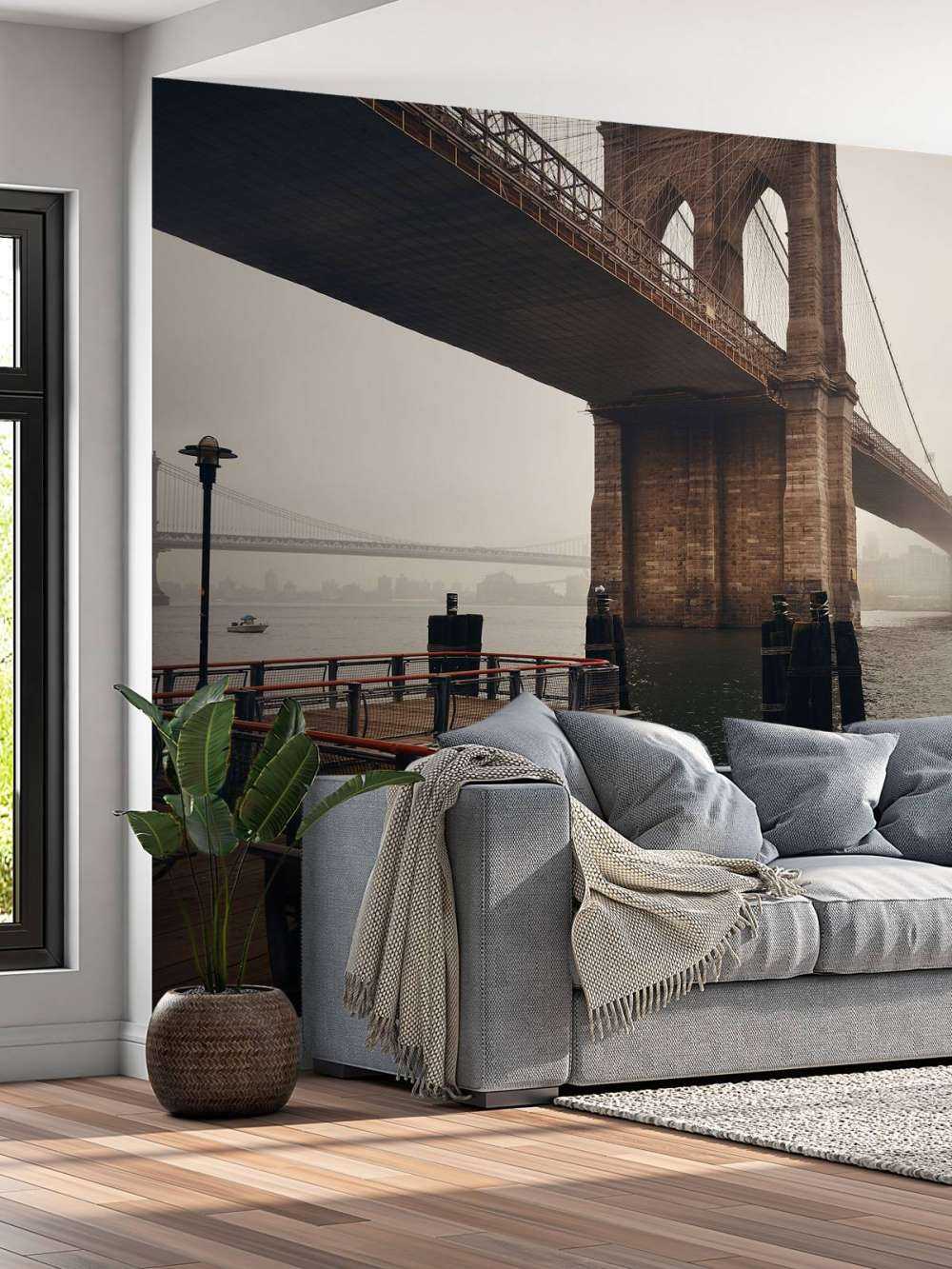 Ponte attraverso la nebbia