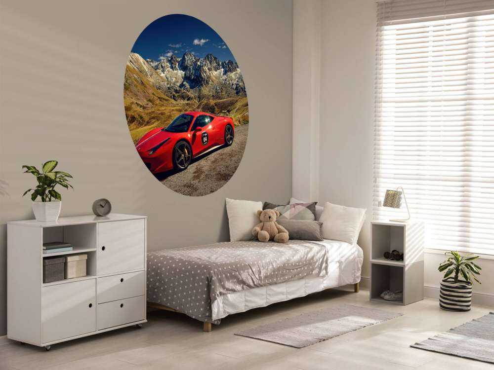 Ferrari 458 con le cime alpine