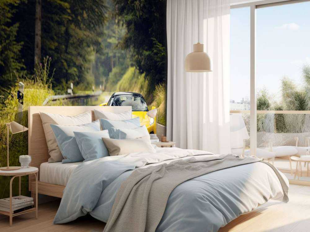 Maserati nel bosco verde