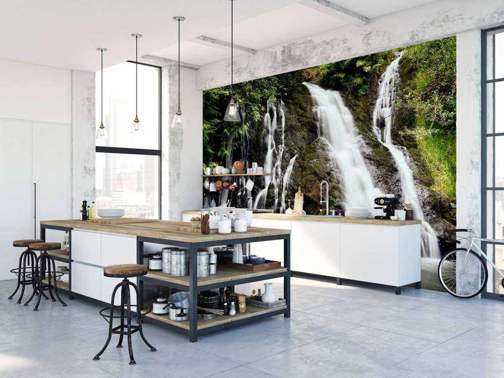 Cascata con 4 corsi d'acqua