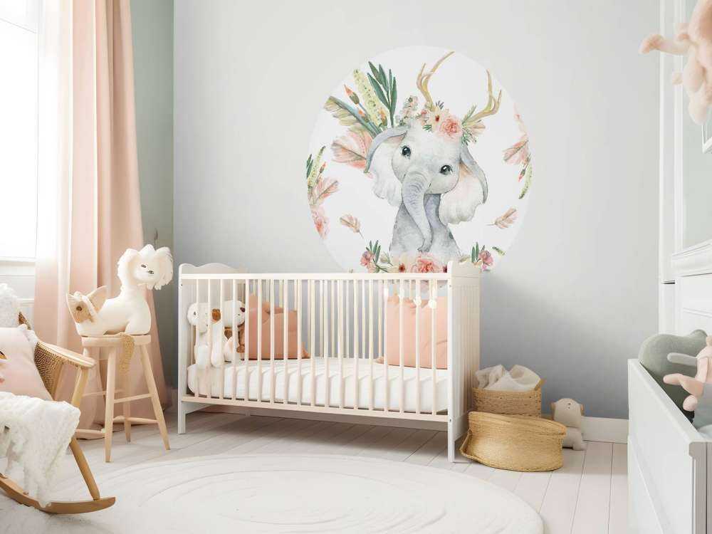 Baby elefante fiori rosa