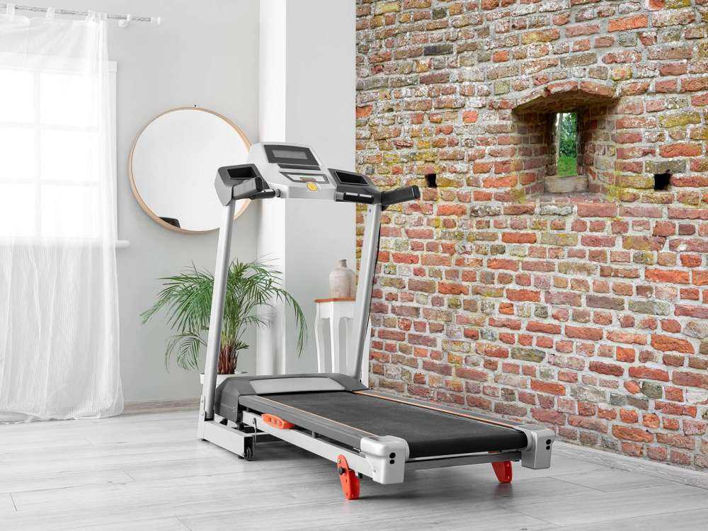 Muro della città con vista attraverso