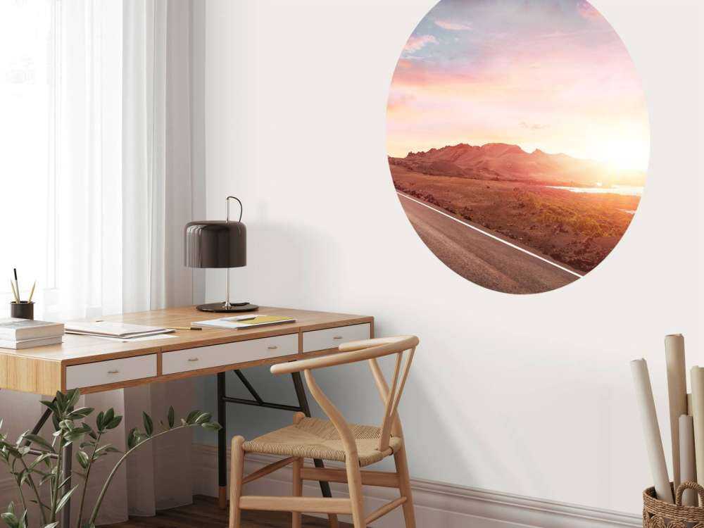 Strada lungo il lago