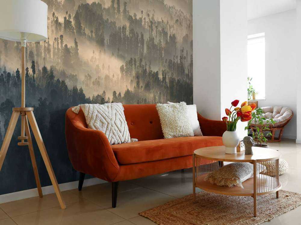 Montagne nebbiose in Indonesia