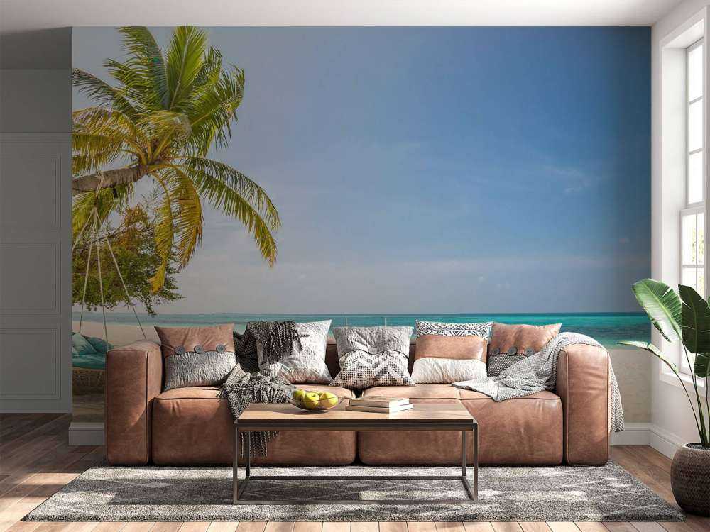 Spiaggia tropicale con altalena