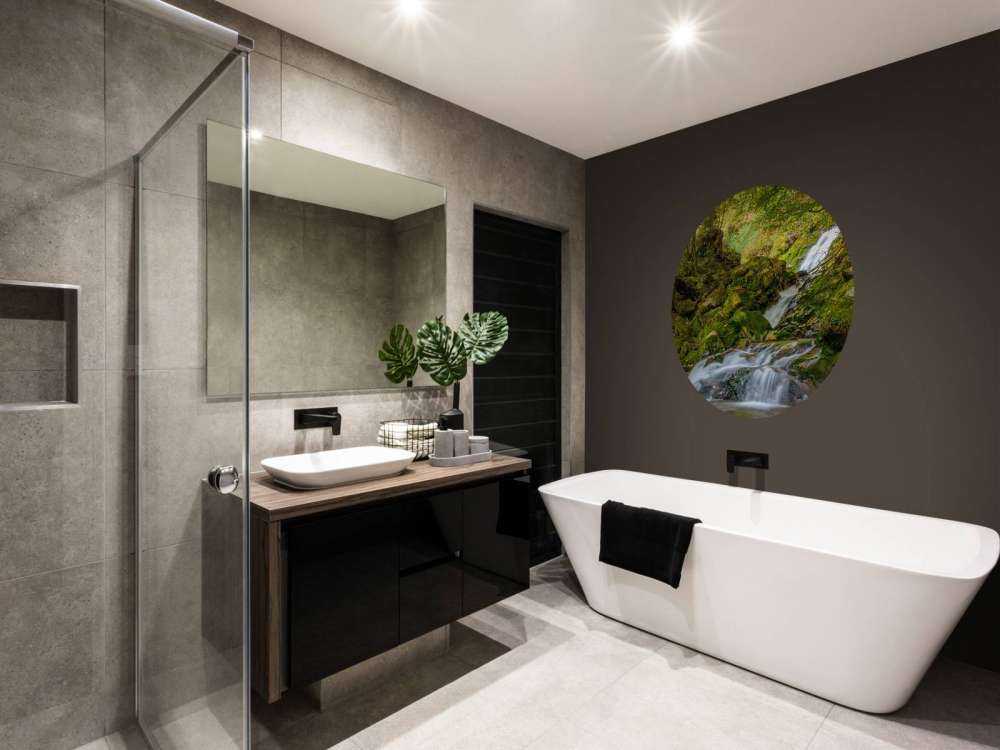 Cascata in mezzo alla foresta