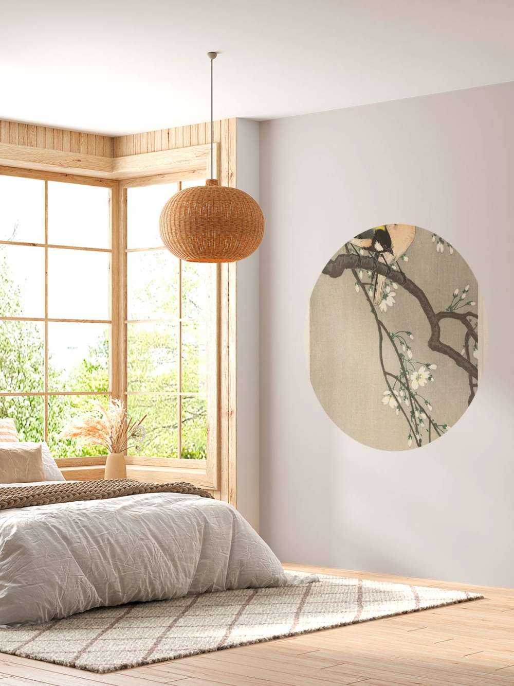 Tette grandi su ramo in fiore