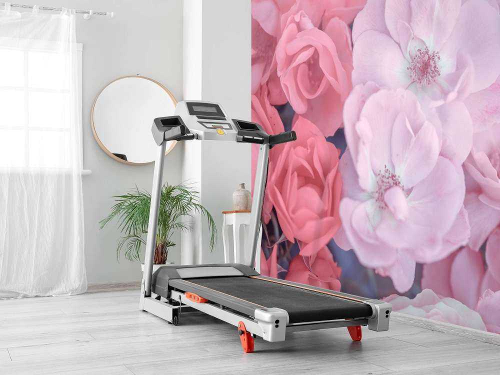 Fiori rosa clericali