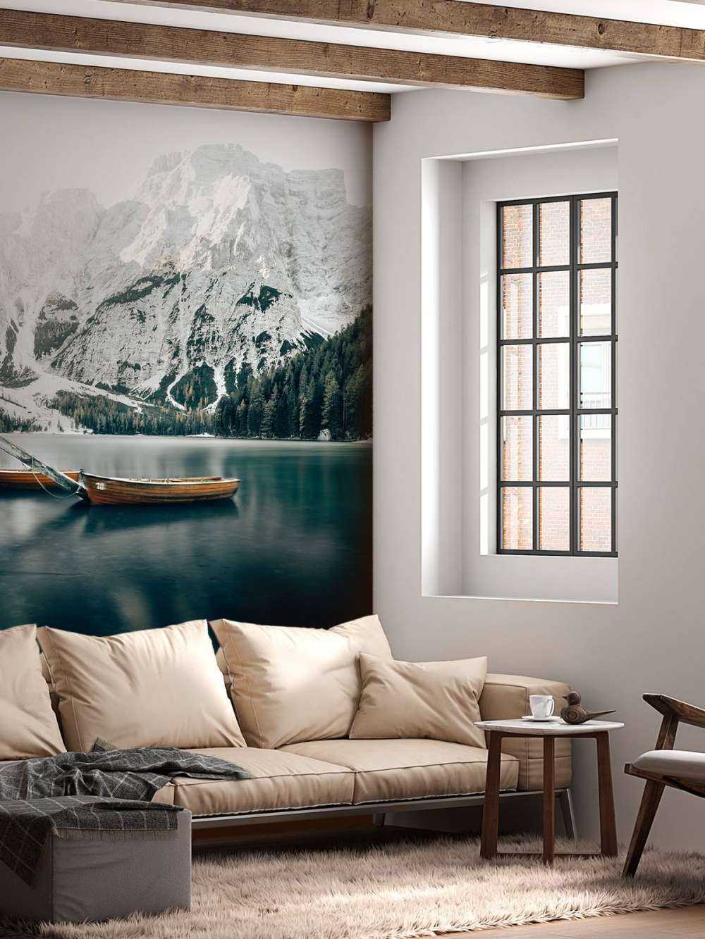 Un lago ghiacciato di Braises