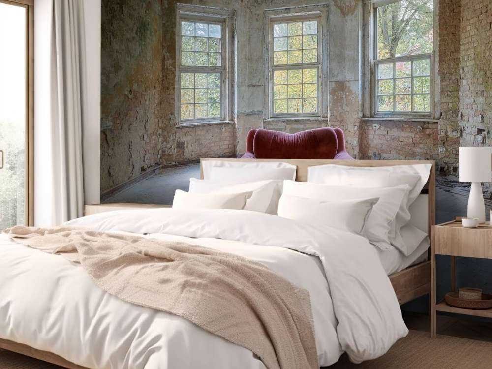 Panchina in una stanza abbandonata