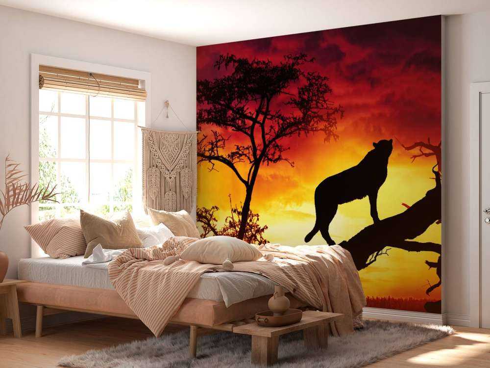 Ghepardo su un albero