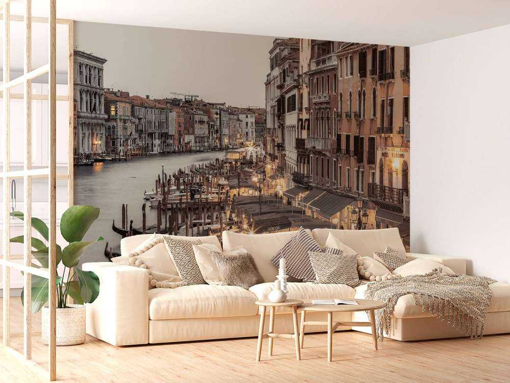 Il grande canale di notte