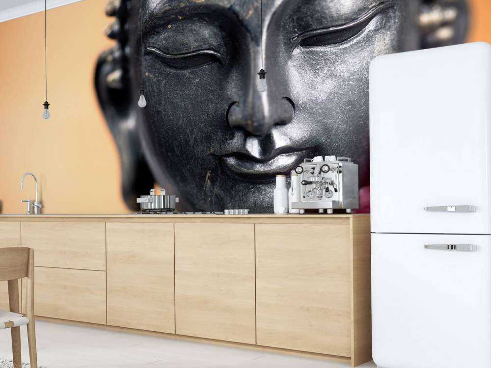 Buddha e orchidea rosa