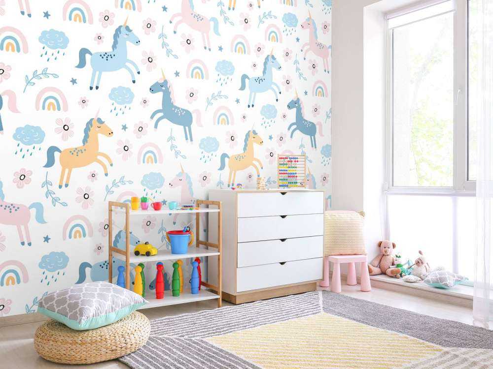 Unicorno con arcobaleno