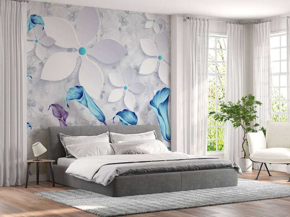 Flores blancas y azules