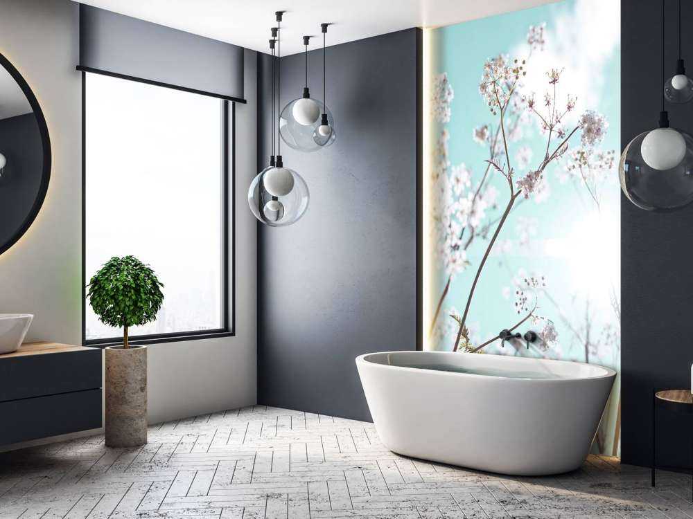 Mandorlo in fiore al sole