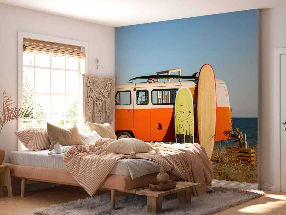 Autobus con tavola da surf