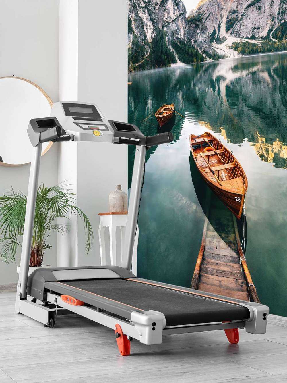 Barche nel lago italiano