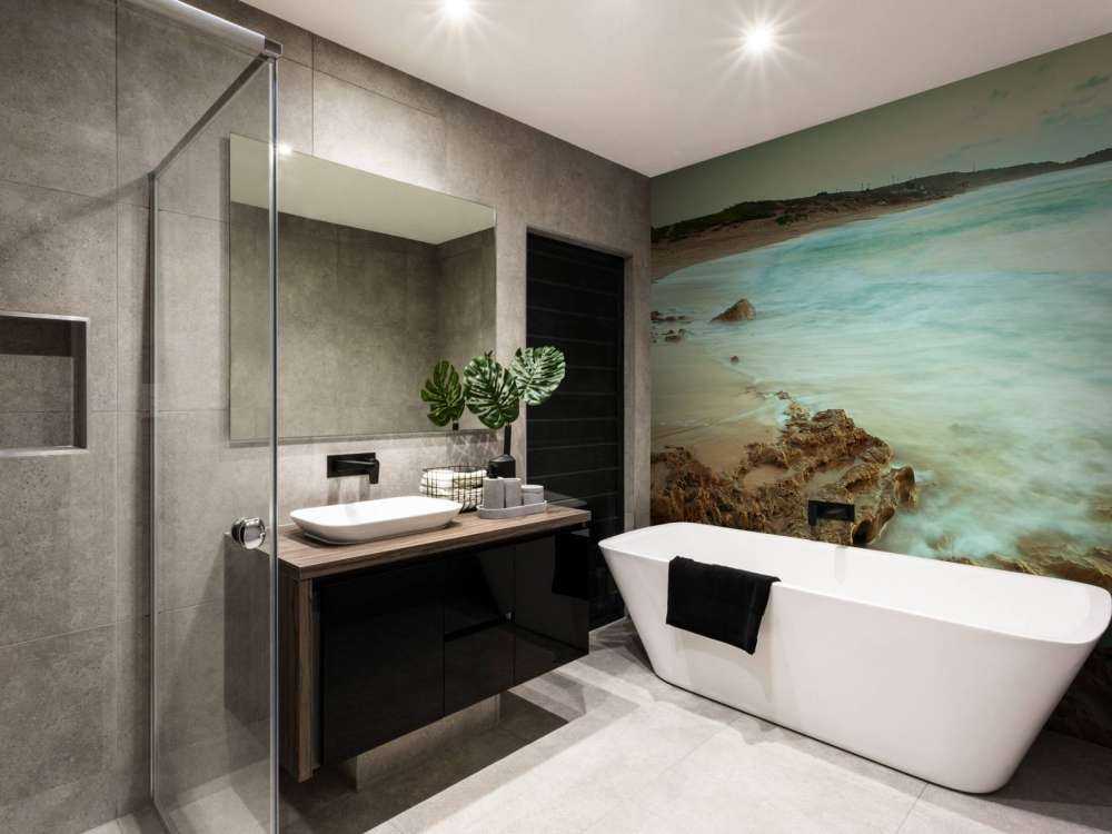 Spiaggia tranquilla con rocce