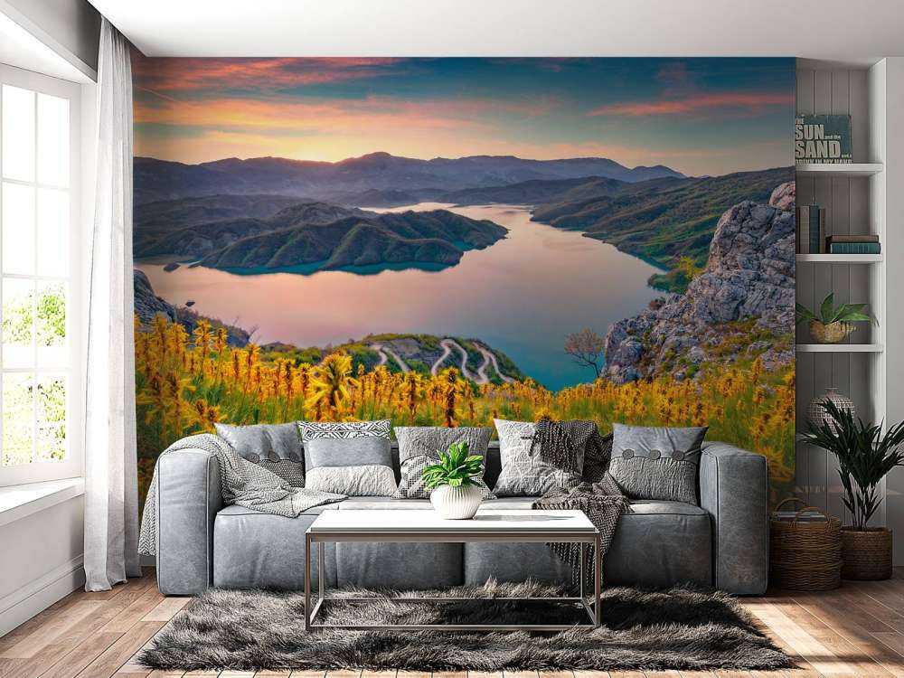 Alba sul lago Bovilla