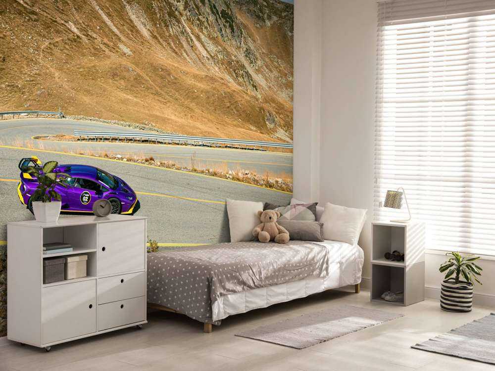 Lamborghini Huracán su una strada di montagna