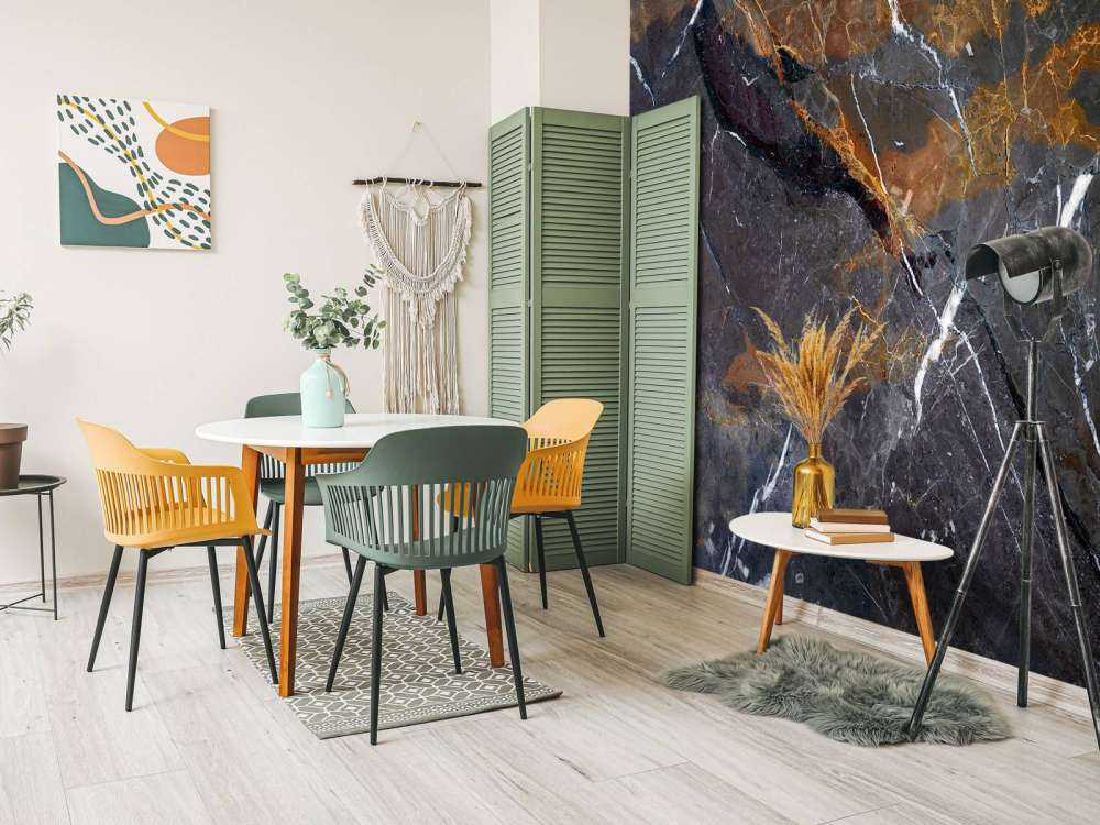 Marmo con colori caldi