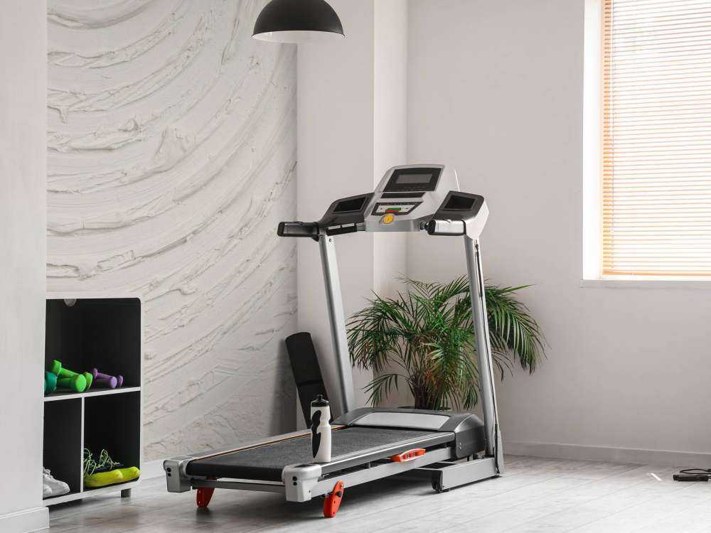 Forme e linee rotonde in bianco sporco