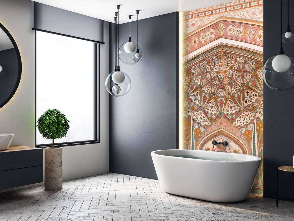 Arco indiano riccamente dipinto 