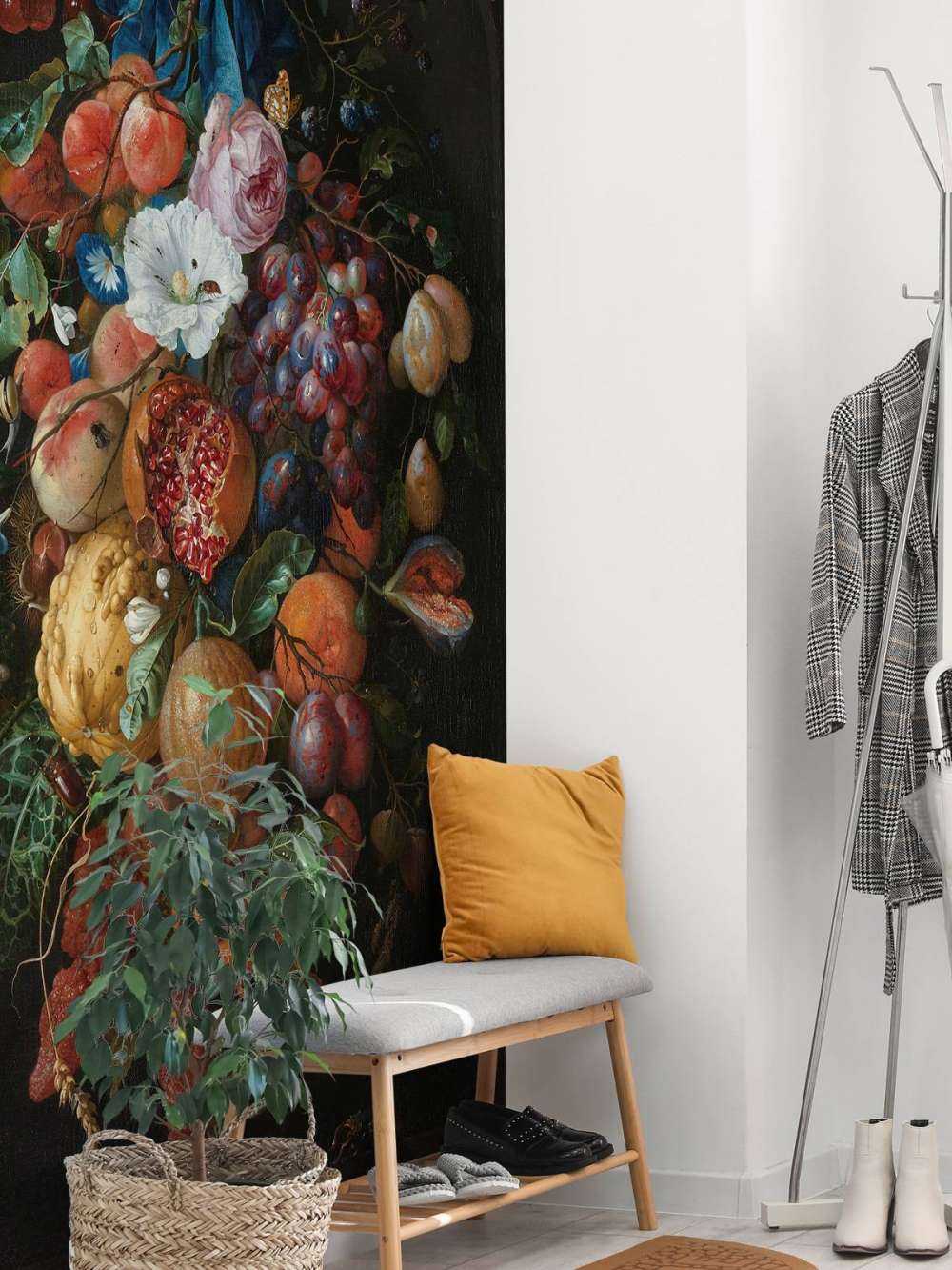 Festone di frutta e fiori