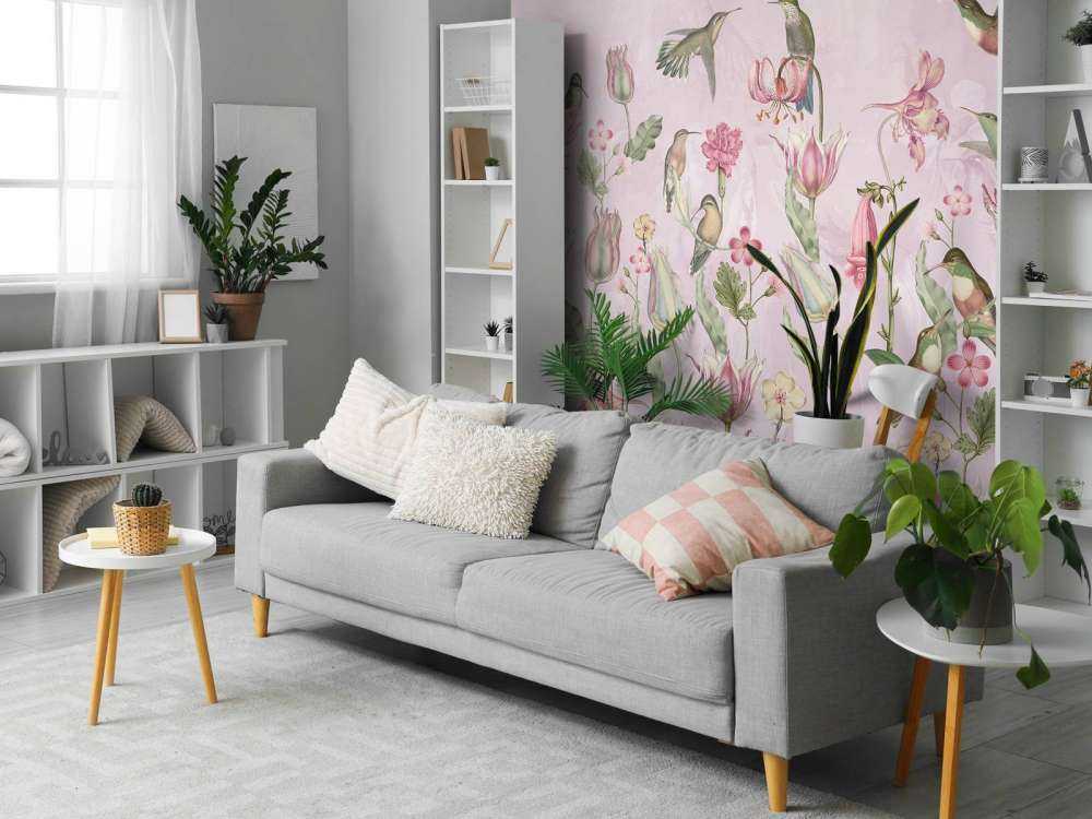 Sinfonia di Colibrì Primaverile - Rosa in Fiore