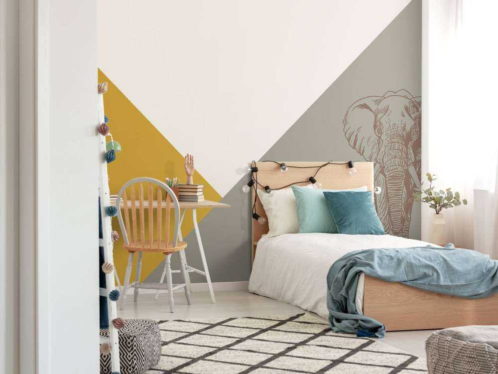 Triangoli in giallo ocra e verde ocra con elefante