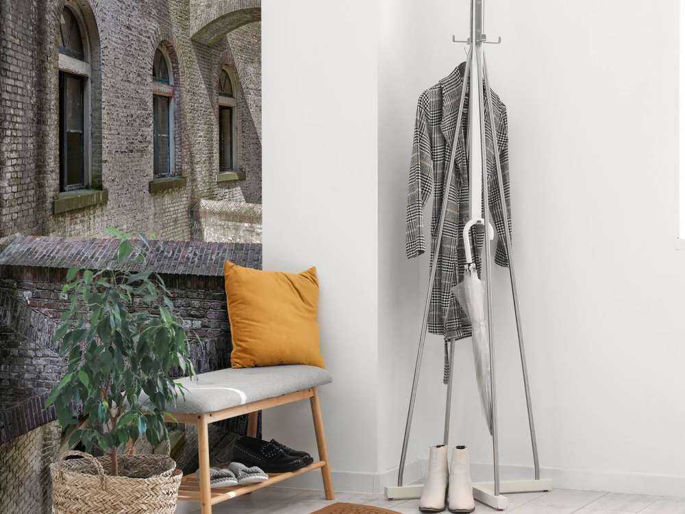 Vecchio edificio con archi