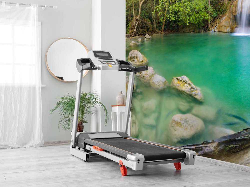 Bella cascata in Thailandia