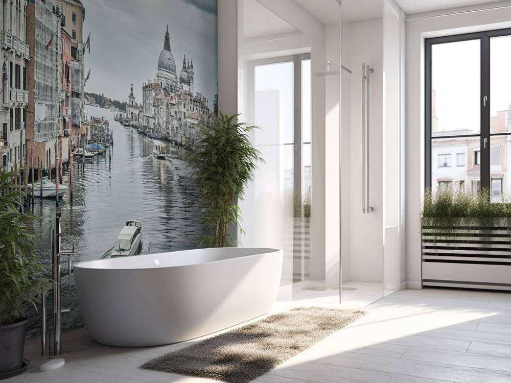 Canale con barche a Venezia