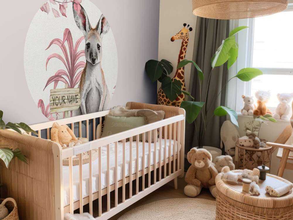 Baby canguro della giungla rosa