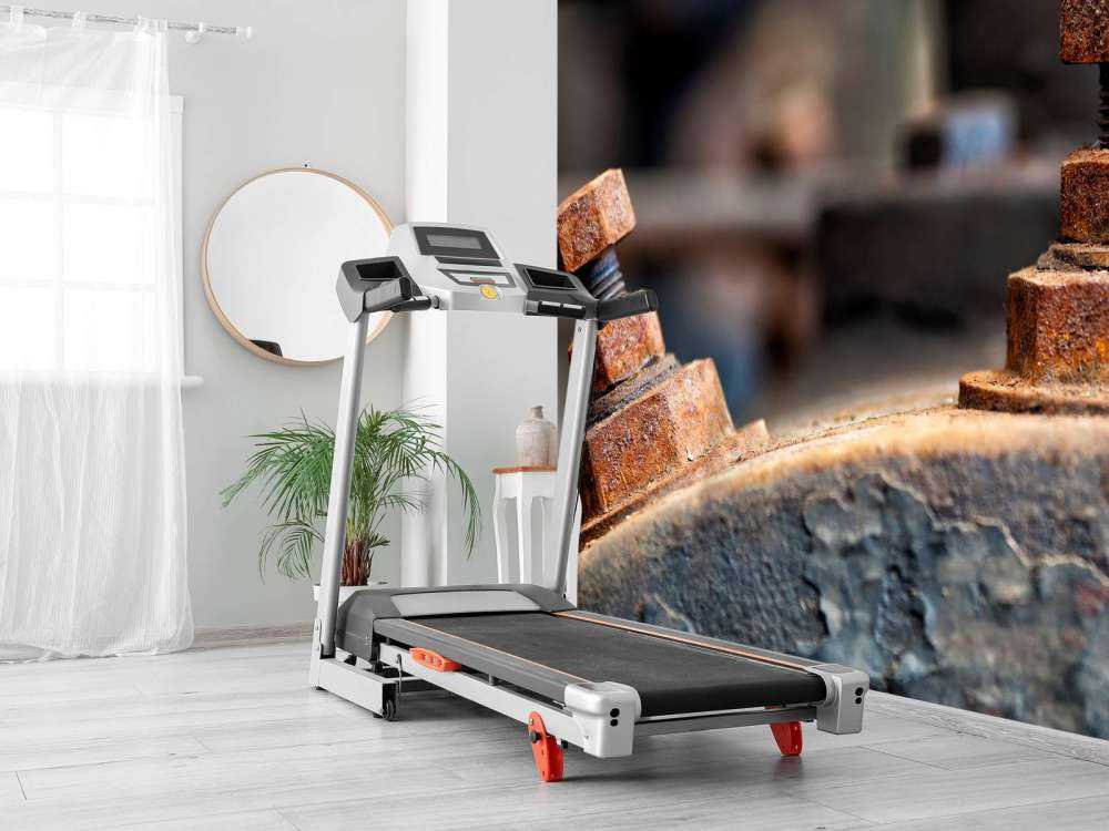 Dettaglio di una caldaia a vapore arrugginita (B)